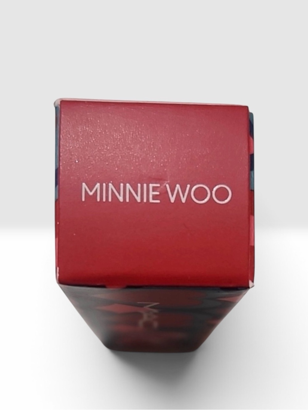 MAC x Disney Minnie & Daisy Lustreglass Sheer-Shine Lipstick in Minnie Woo NIB - Picture 10 of 12